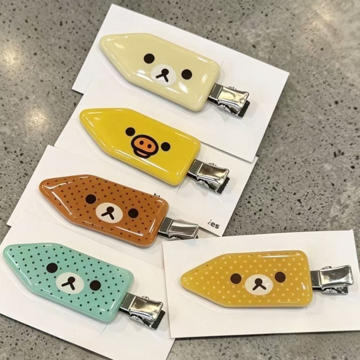 Jewelry Making Adults - กิ๊บติดผม INS Bear ลายจุด Kiiroitori เรซินเงางาม