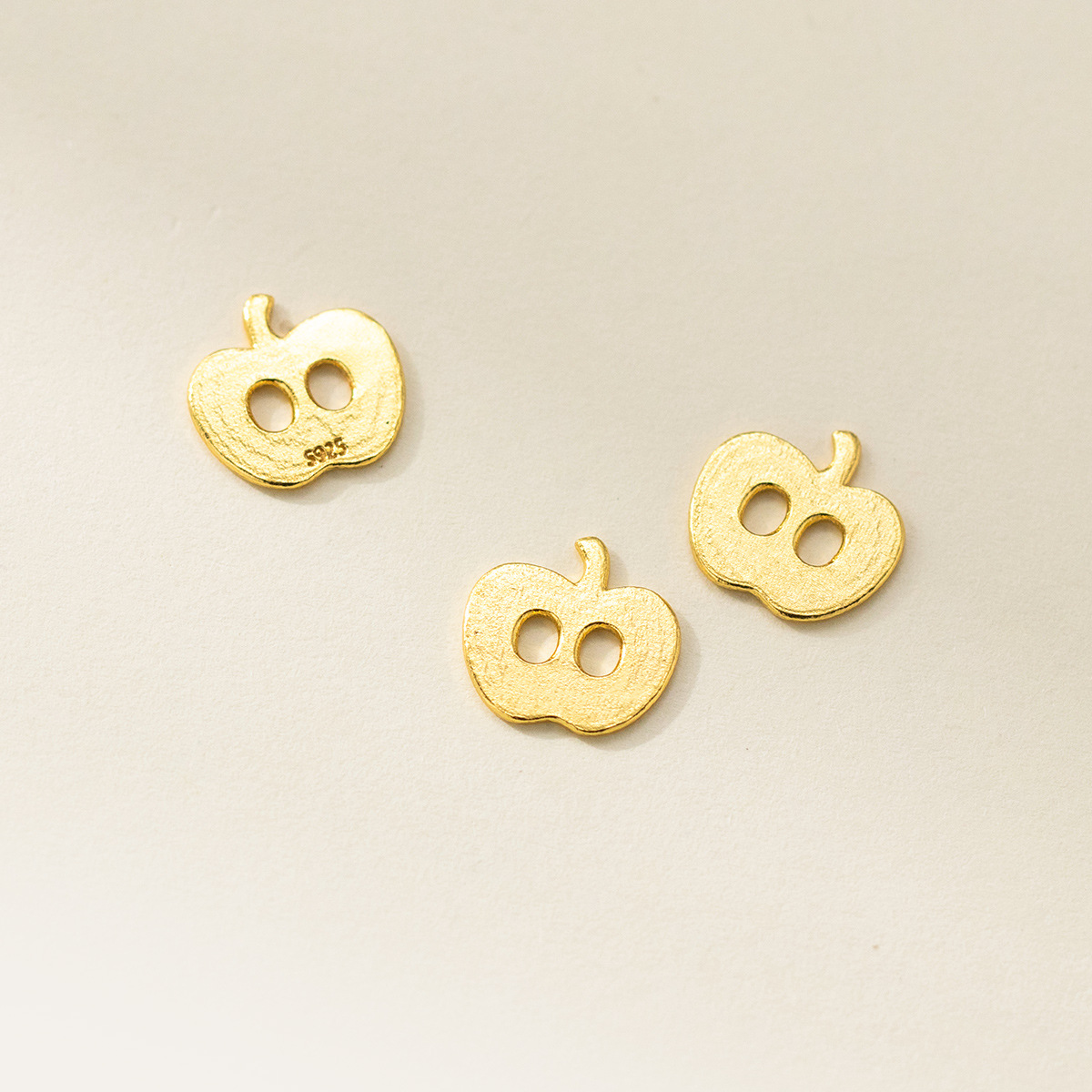 ชาร์มเงินแท้ 925 รูปทรงน่ารักแ - Jewelry Making In La บทวิจารณ์และราคา